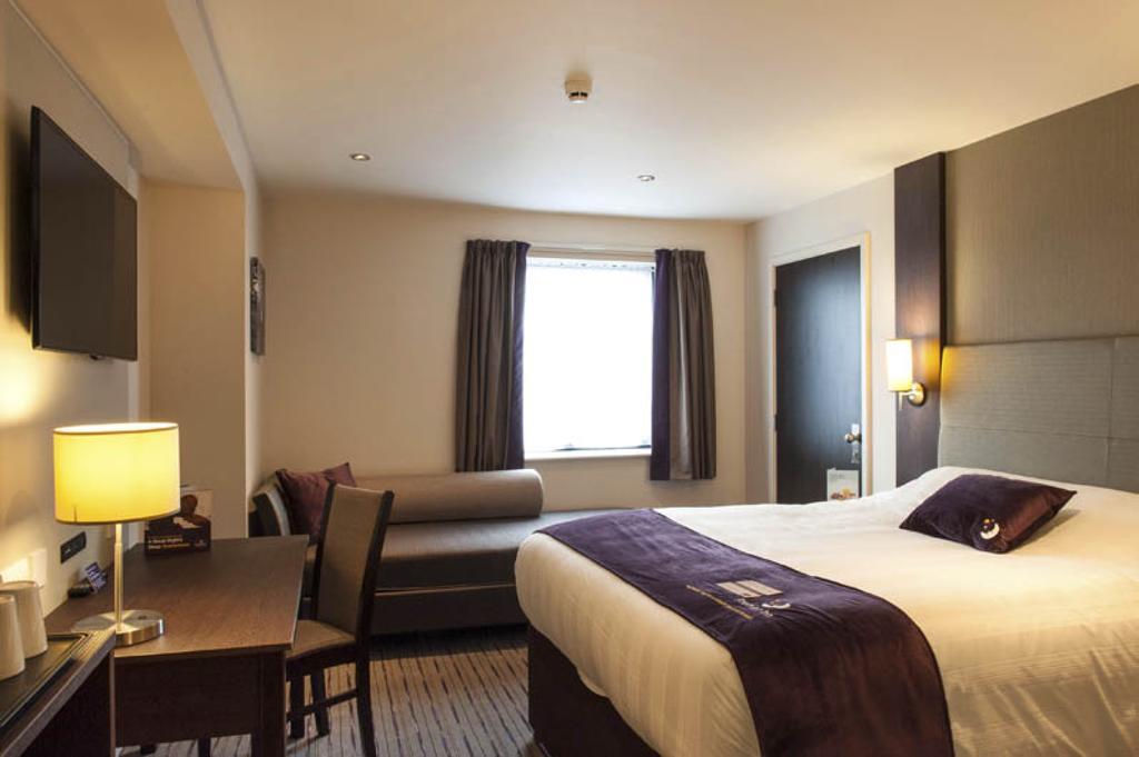 Premier Inn Falkirk - Larbert Εξωτερικό φωτογραφία