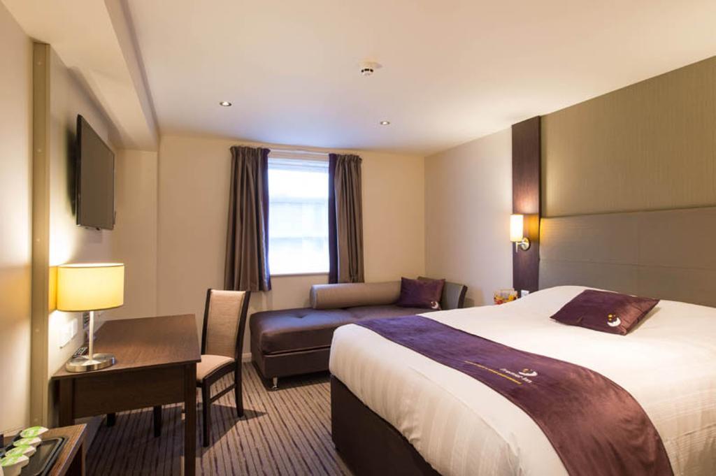 Premier Inn Falkirk - Larbert Εξωτερικό φωτογραφία