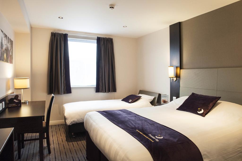 Premier Inn Falkirk - Larbert Εξωτερικό φωτογραφία