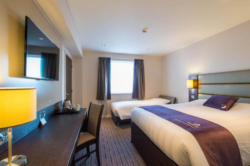Premier Inn Falkirk - Larbert Εξωτερικό φωτογραφία