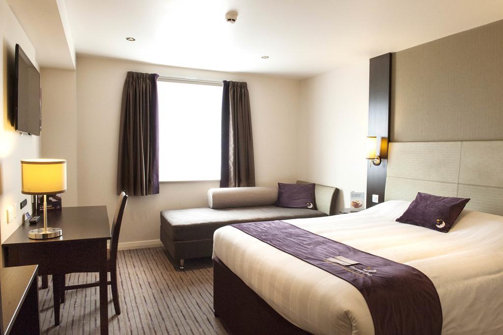 Premier Inn Falkirk - Larbert Εξωτερικό φωτογραφία